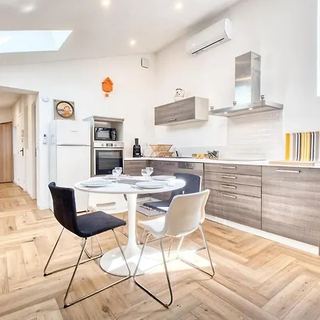 La Voliere * Périgueux