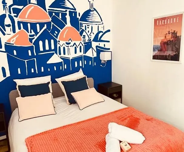 La Voliere Apartment *
